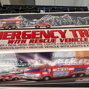 2005 Hess Emergency Truck with Rescue Vehicle toy set